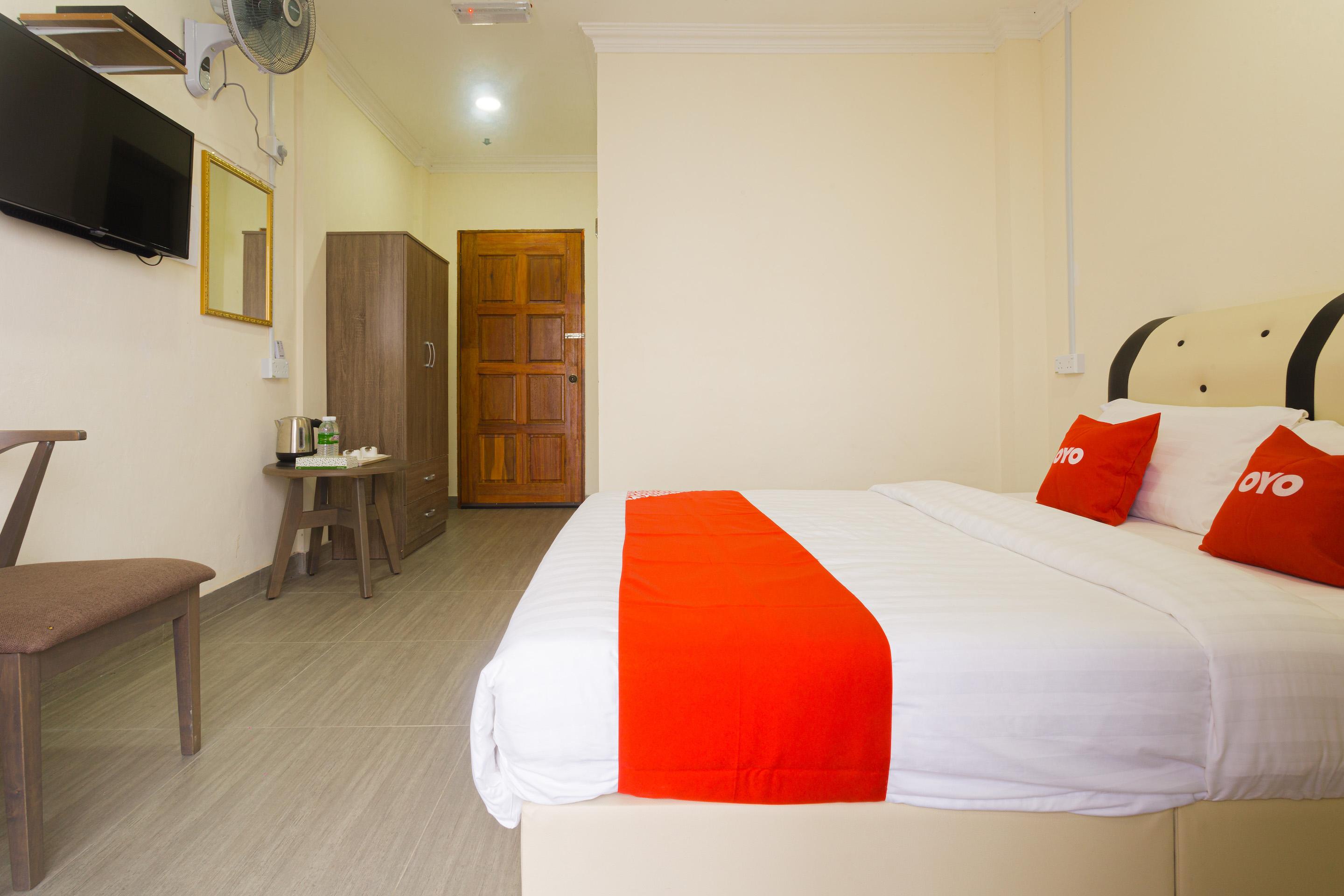 Oyo 90043 Jasni Rijan Resort Ranau Esterno foto