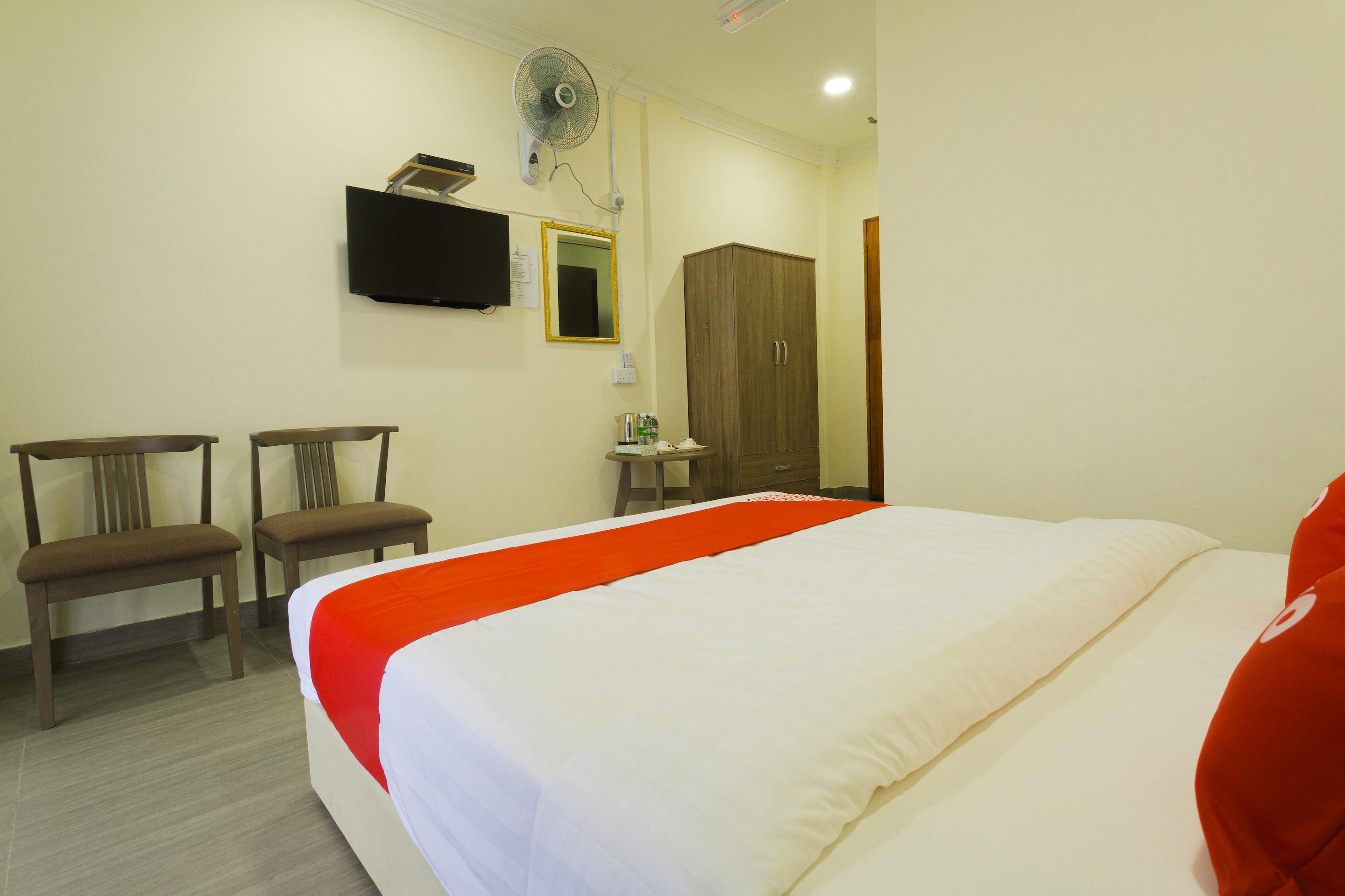 Oyo 90043 Jasni Rijan Resort Ranau Esterno foto