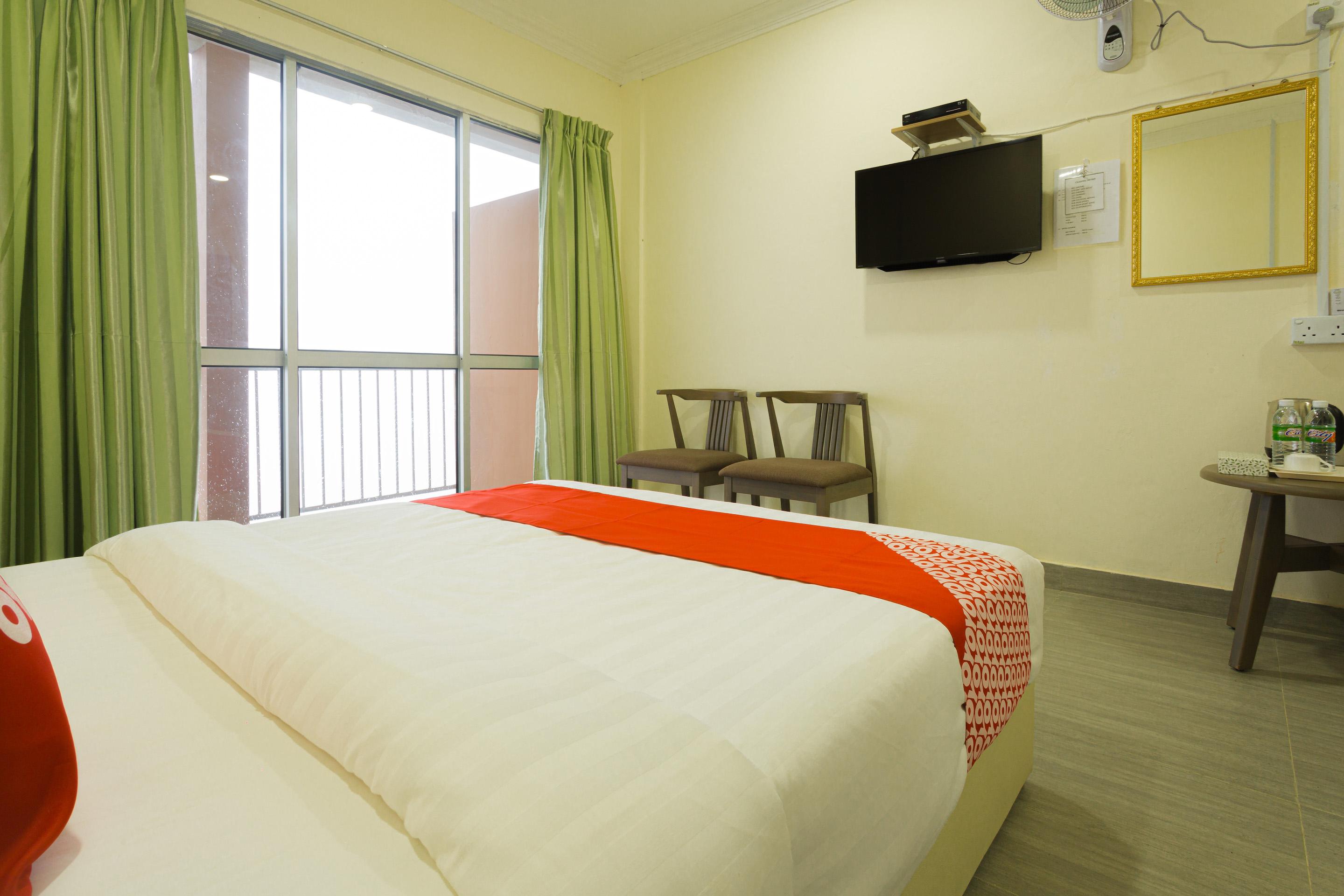 Oyo 90043 Jasni Rijan Resort Ranau Esterno foto